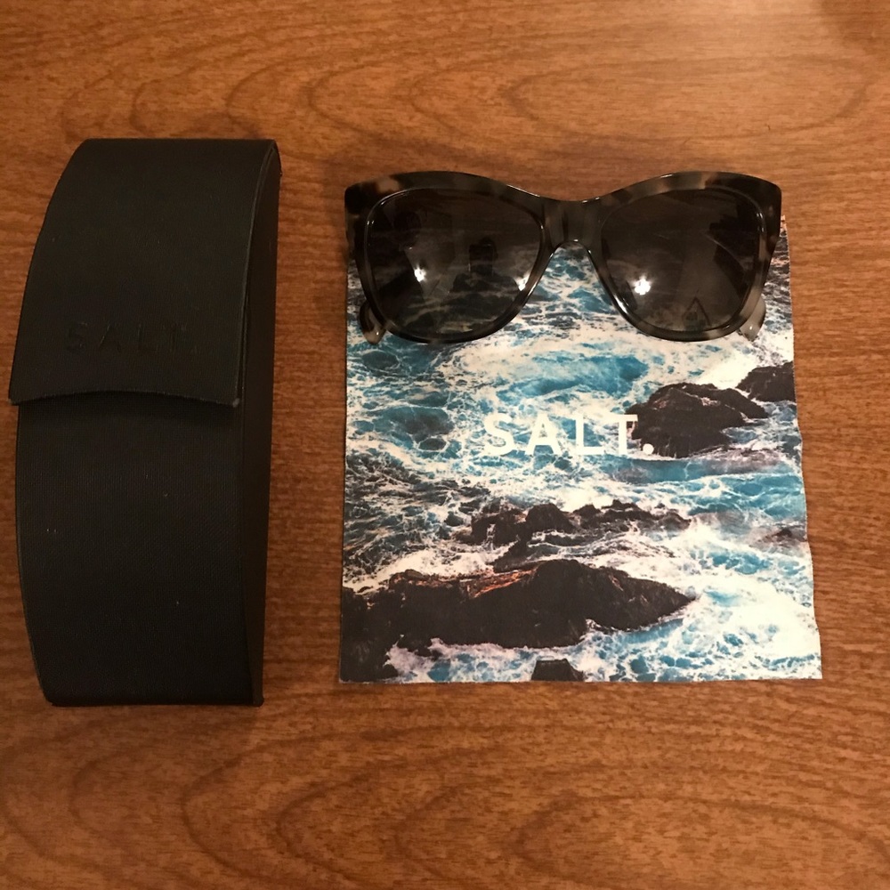 SALT Optics - Milla Women’s Sunglasses